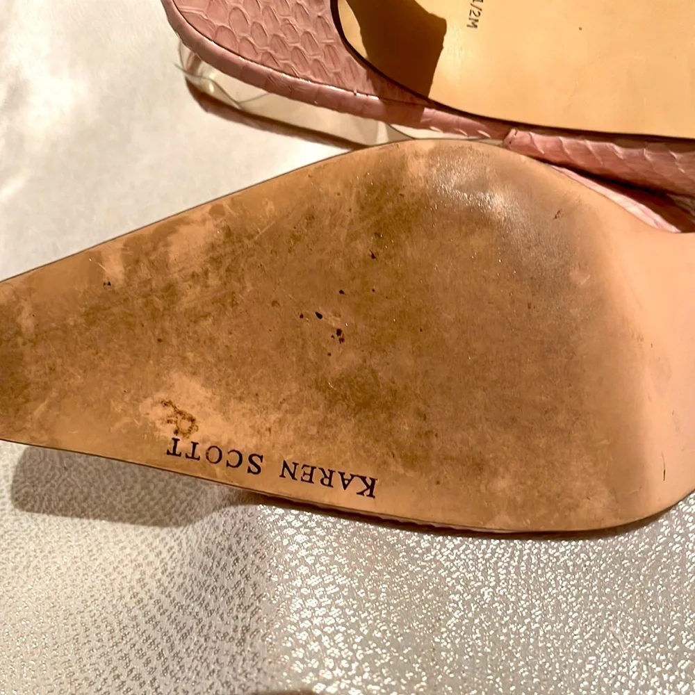 Women’s Light Pink Snakeskin Heels - Picture 5 of 6